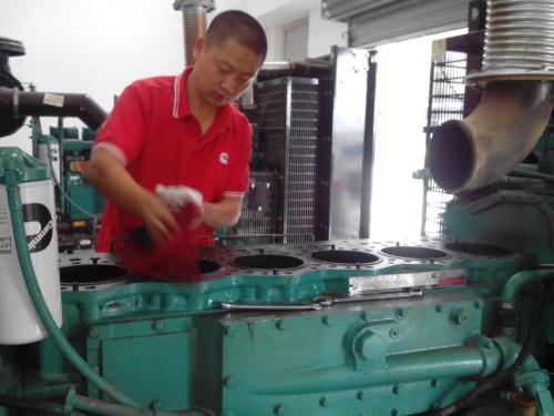 康明斯發(fā)動機噴油器銅套調(diào)修